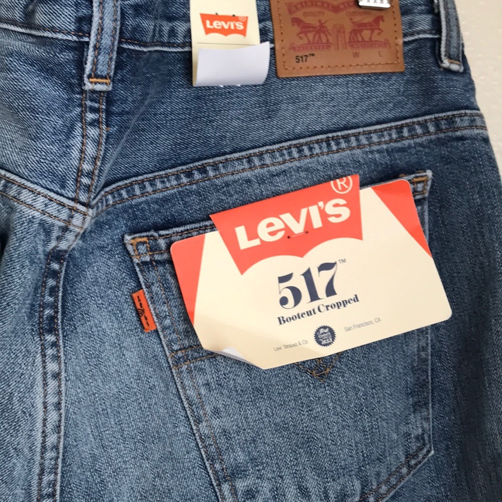 NWT Levi’s 517 Bootcut Cropped Jeans - Picture 8 of 8